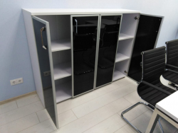 Частная клиника - кабинет главврача. Фото 13