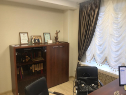 Кабинет для руководителя адвокатского бюро. Фото 5