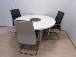 Оснащение мебелью кабинета для руководителя кадровой службы. Фото 1