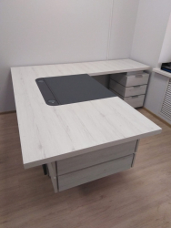 Оснащение мебелью кабинета для руководителя кадровой службы. Фото 8